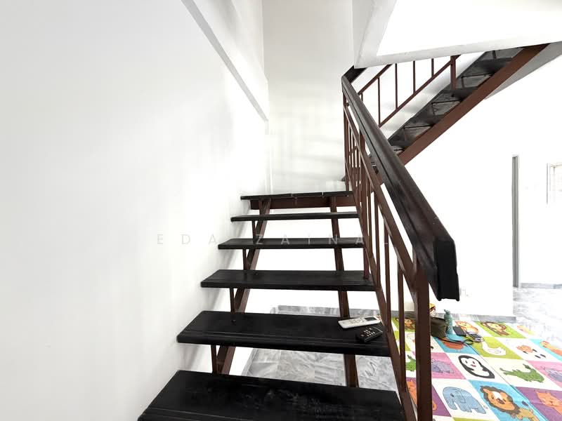 2-storey Terraced House for Sale in Sungai Buloh (Selangor) - Eda Zainal - PropertyGuru.com.my