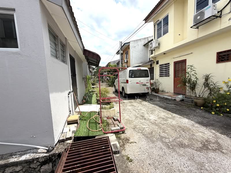 2-storey Terraced House for Sale in Sungai Buloh (Selangor) - Eda Zainal - PropertyGuru.com.my