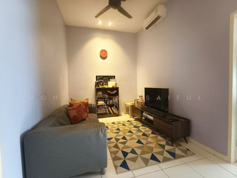 Rumah Teres 2 Tingkat untuk Dijual di Eco Grandeur (Puncak Alam) - Mohd Aizat Saiful Bahri - Living Room - PropertyGuru.com.my