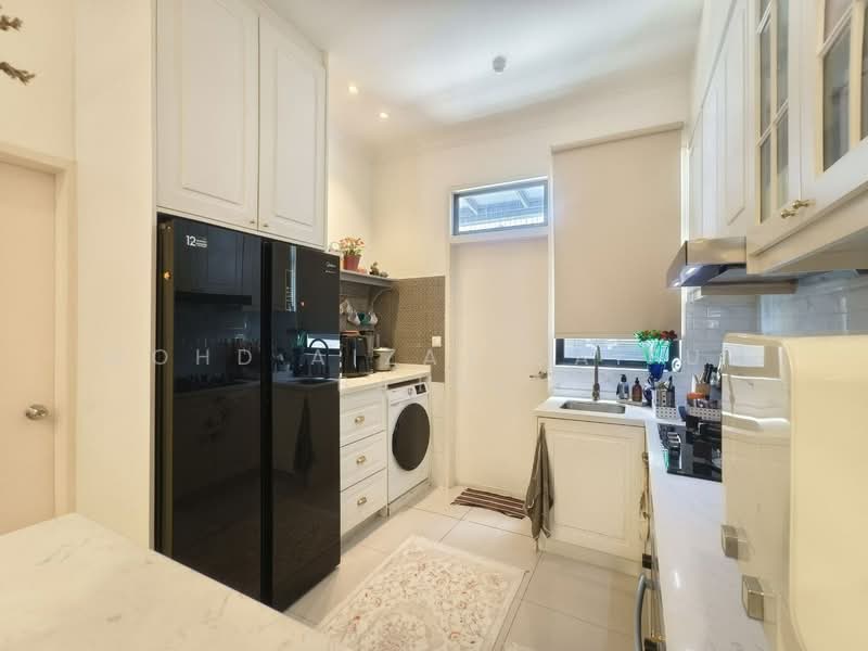 Rumah Teres 2 Tingkat untuk Dijual di Eco Grandeur (Puncak Alam) - Mohd Aizat Saiful Bahri - PropertyGuru.com.my