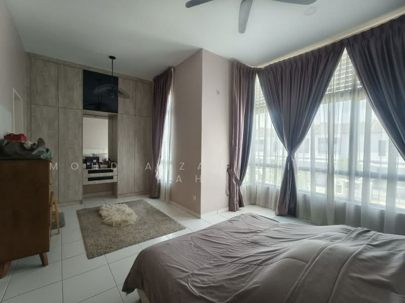 Rumah Teres 2 Tingkat untuk Dijual di Eco Grandeur (Puncak Alam) - Mohd Aizat Saiful Bahri - PropertyGuru.com.my