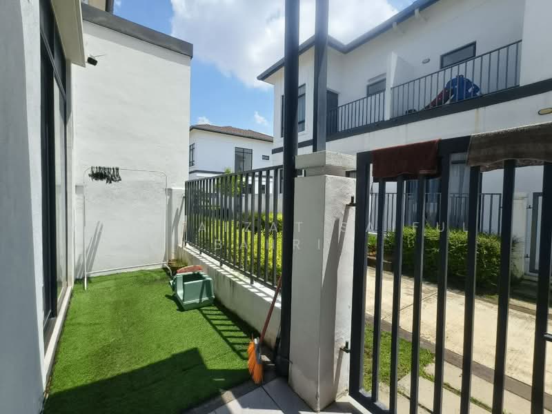 Rumah Teres 2 Tingkat untuk Dijual di Eco Grandeur (Puncak Alam) - Mohd Aizat Saiful Bahri - PropertyGuru.com.my