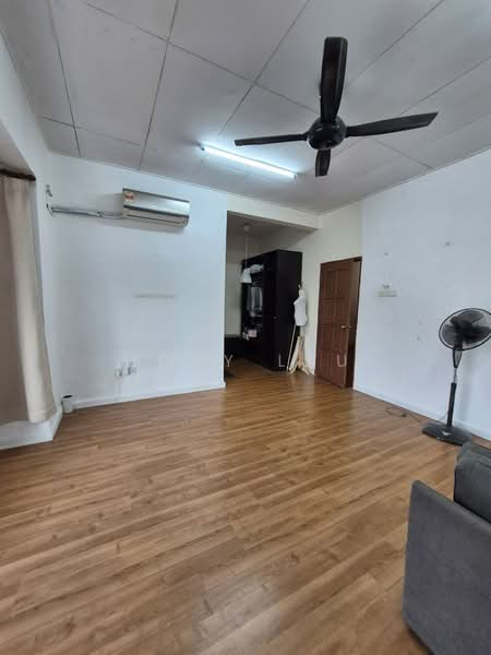 Rumah Teres 2 Tingkat untuk Dijual di Alam Sari (Bangi) - Tony Lau - Living Room - PropertyGuru.com.my