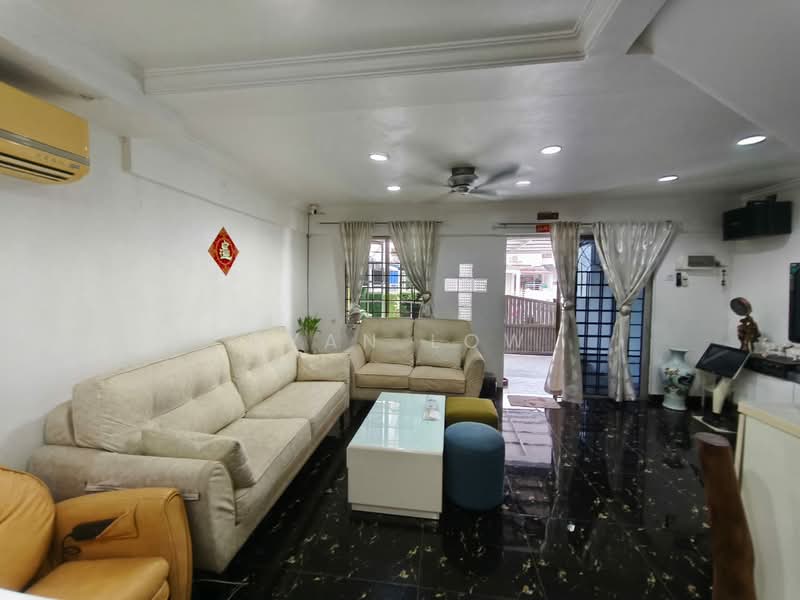 2-storey Terraced House for Sale in Taman Seri Bahagia (Cheras) - Ryan Low - Living Room - PropertyGuru.com.my