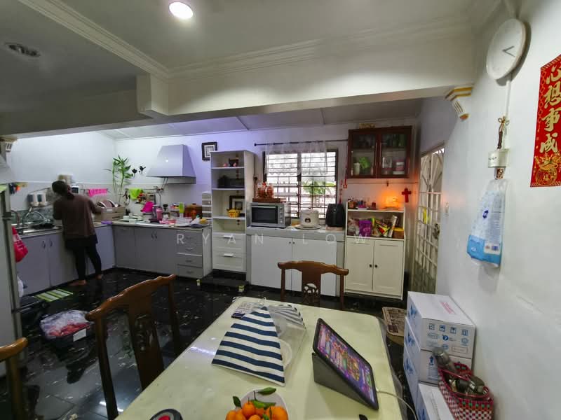 2-storey Terraced House for Sale in Taman Seri Bahagia (Cheras) - Ryan Low - Kitchen - PropertyGuru.com.my