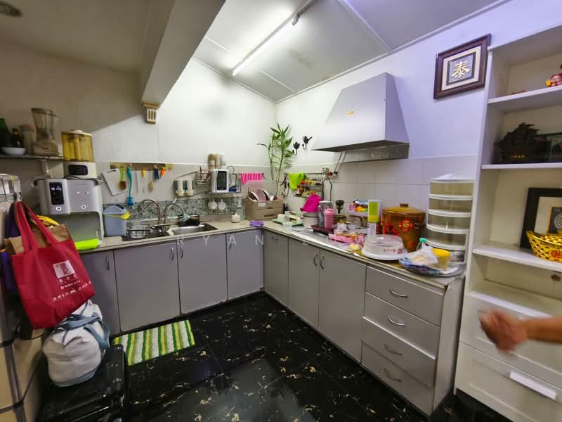 2-storey Terraced House for Sale in Taman Seri Bahagia (Cheras) - Ryan Low - Kitchen - PropertyGuru.com.my