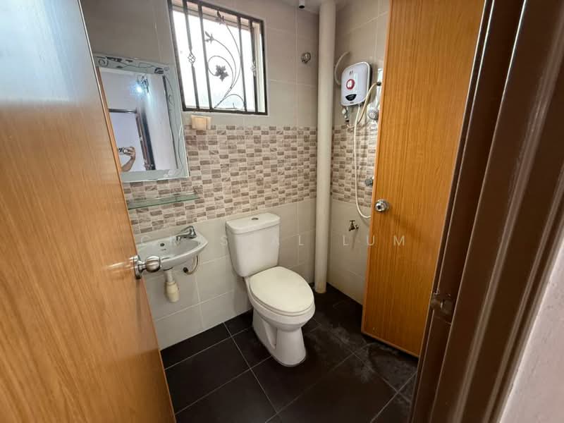 Rumah Teres 2 Tingkat untuk Disewa di Bandar Damai Perdana (Cheras) - Crystal Lum - Bathroom - PropertyGuru.com.my
