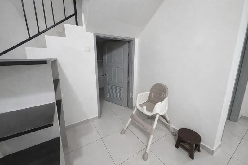 Rumah Teres 2 Tingkat untuk Disewa di Jementah (Johor) - Foo Jun Tao - PropertyGuru.com.my