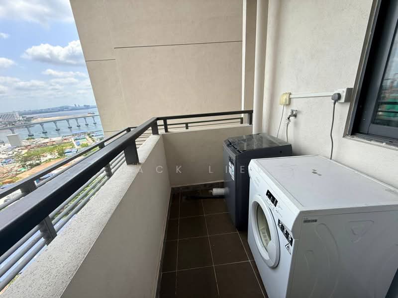 Servis Apartment untuk Disewa di R&F Princess Cove Phase 1 - Jack Liew - Balcony - PropertyGuru.com.my