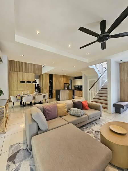 Rumah Berkembar untuk Dijual di Setia Ecohill (Semenyih) - Mohd Aizat Saiful Bahri - Living Room - PropertyGuru.com.my