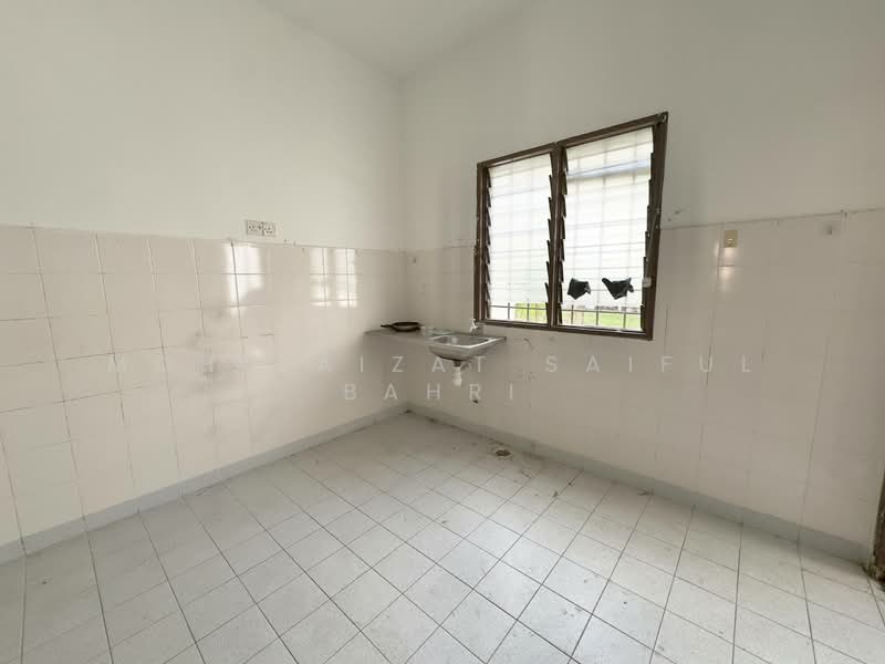 Rumah Berkembar untuk Dijual di Setia Ecohill (Semenyih) - Mohd Aizat Saiful Bahri - Kitchen - PropertyGuru.com.my