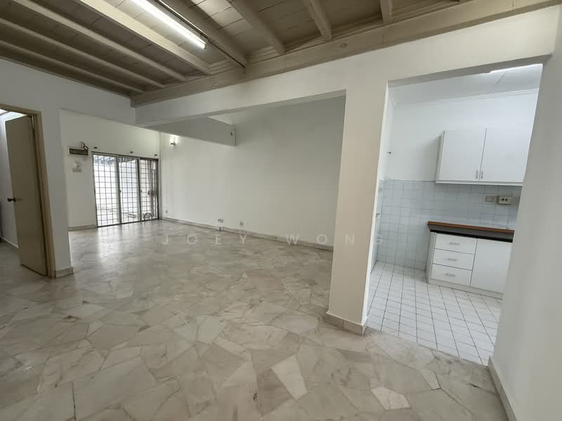 1.5-storey Terraced House for Rent in Usj 2 (Subang Jaya) - Joey Wong - Kitchen - PropertyGuru.com.my