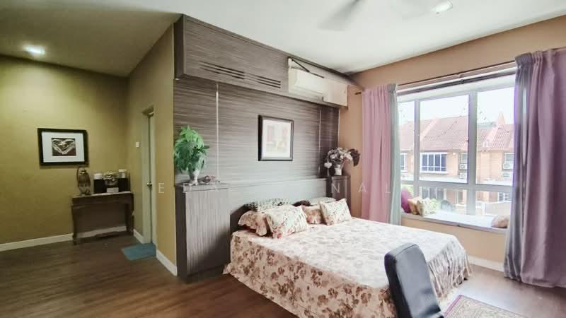 2-storey Terraced House for Sale in Alam Budiman (Shah Alam) - Eda Zainal - PropertyGuru.com.my