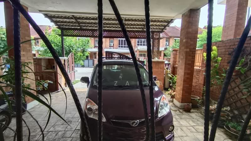 2-storey Terraced House for Sale in Alam Budiman (Shah Alam) - Eda Zainal - PropertyGuru.com.my