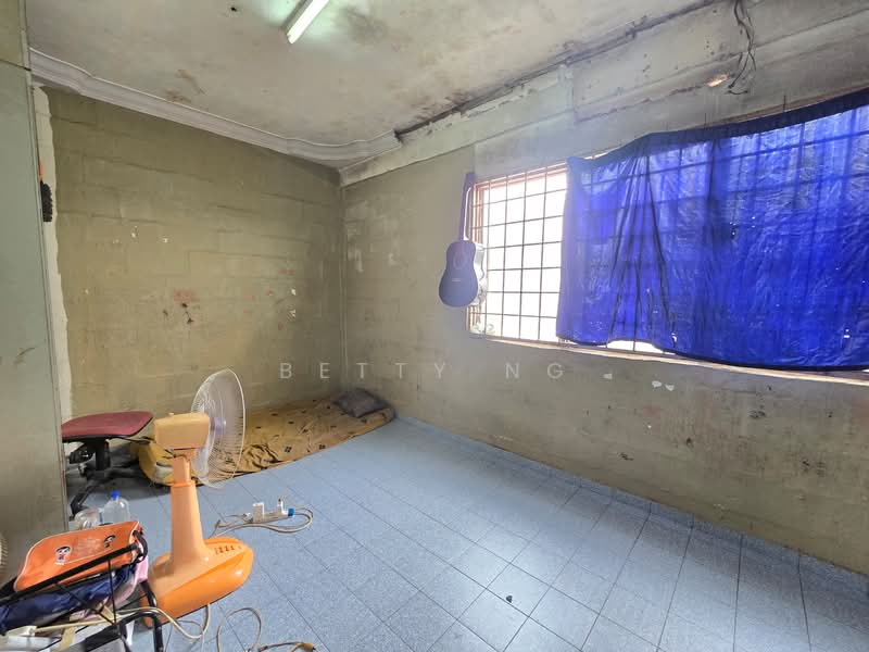Rumah Teres untuk Dijual di Senai (Kulai) - Betty Ng - PropertyGuru.com.my