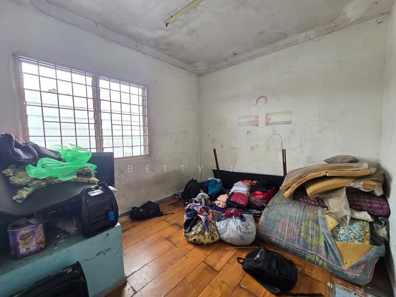 Rumah Teres untuk Dijual di Senai (Kulai) - Betty Ng - PropertyGuru.com.my