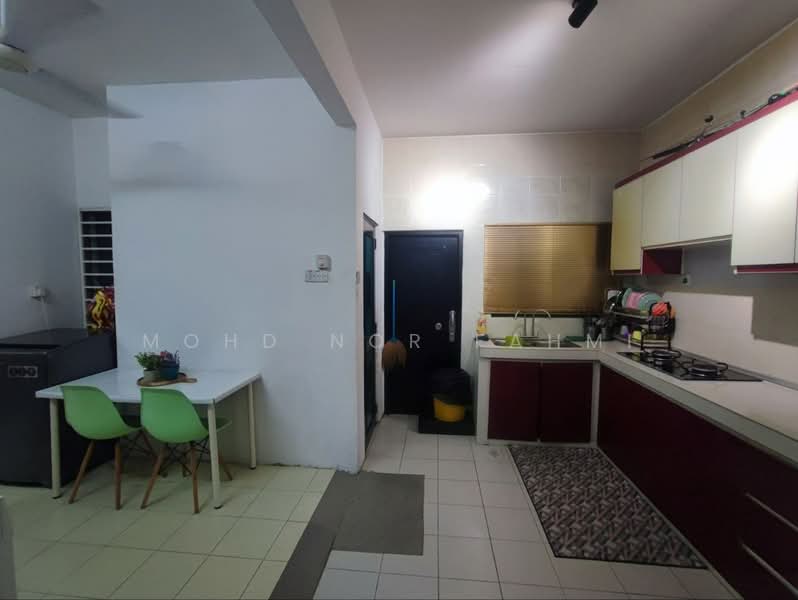 Rumah Teres 2 Tingkat untuk Dijual di Kampung Perepat (Kapar) - Mohd Nor Fahmi - Kitchen - PropertyGuru.com.my