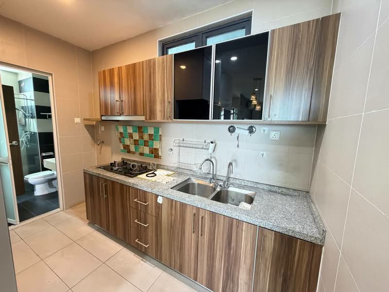 Service Residence for Sale at D'Secret Garden (Pangsapuri Kempas Indah) - Jong Chen - Kitchen - PropertyGuru.com.my