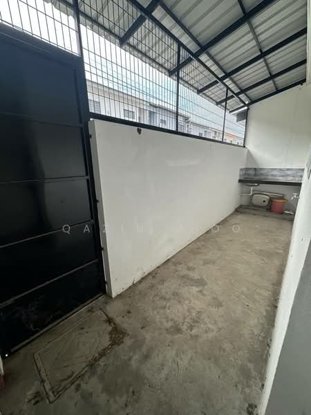 2-storey Terraced House for Sale in Taman Pakatan Jaya (Tambun) - Qazin Khoo - Exterior - PropertyGuru.com.my