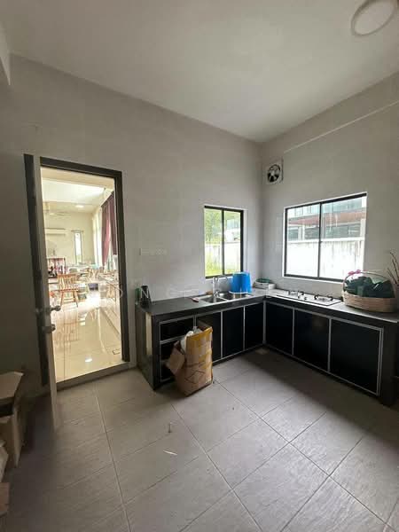 Cluster House for Sale in Johor Bahru (Johor) - Jong Chen - Kitchen - PropertyGuru.com.my