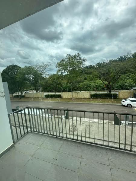 Cluster House for Sale in Johor Bahru (Johor) - Jong Chen - Balcony - PropertyGuru.com.my