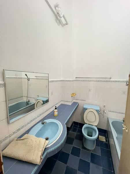 2.5-storey Terraced House for Sale in Taman Wangsa Permai (Kepong) - Alven Lim - Bathroom - PropertyGuru.com.my