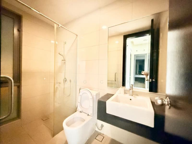 Semi-Detached House for Sale in Taman Molek (Johor Bahru) - Jong Chen - Bathroom - PropertyGuru.com.my