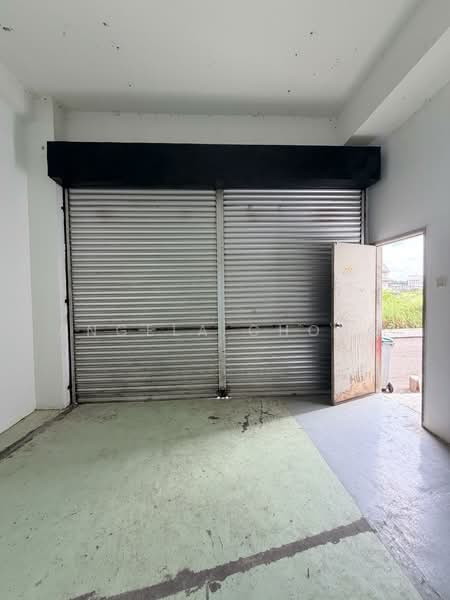Shop for Rent in Taman Adda Heights (Tebrau) - Angela Chong - Interior - PropertyGuru.com.my