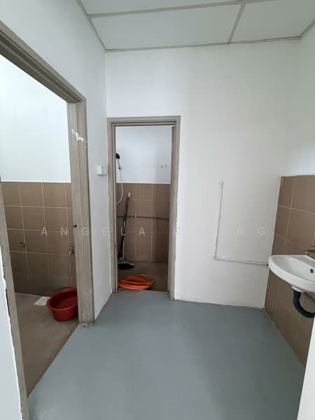 Shop for Rent in Taman Adda Heights (Tebrau) - Angela Chong - Bathroom - PropertyGuru.com.my