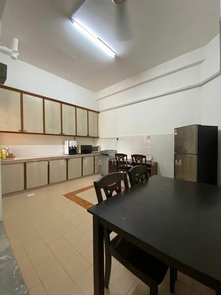 Condominium for Rent at Indah Villa Condominium - Tar Fang Lim - Kitchen - PropertyGuru.com.my
