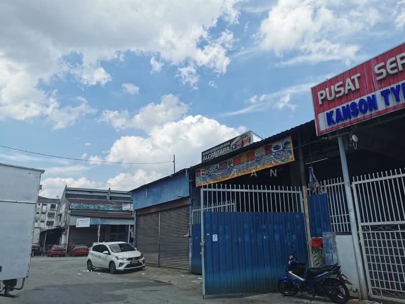 Factory for Sale in Taman Industri Kimpal (Batu Caves) - Kellie Tan - Exterior - PropertyGuru.com.my