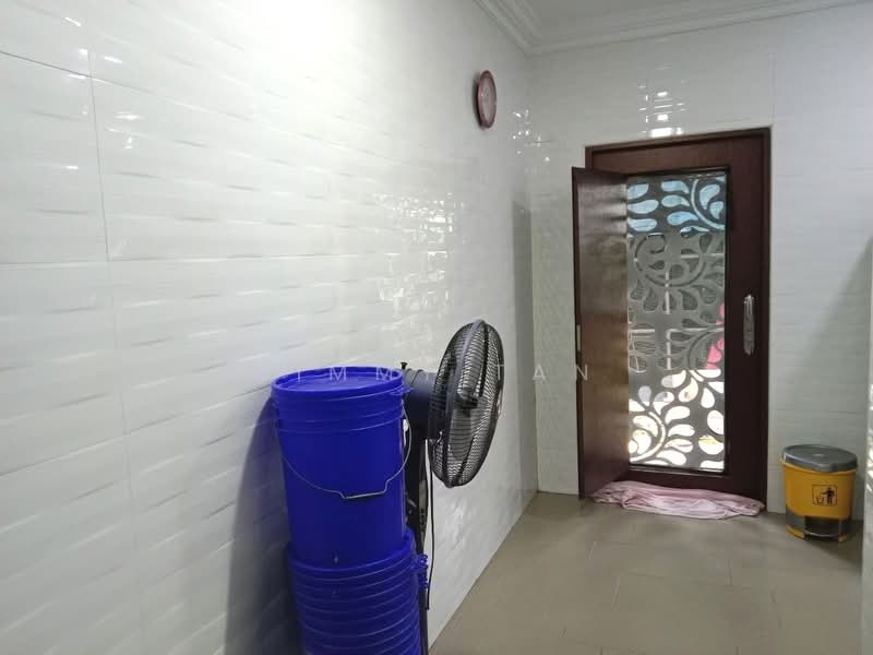 Semi-Detached House for Sale in Klang (Selangor) - Jimmy Tan - Entrance - PropertyGuru.com.my