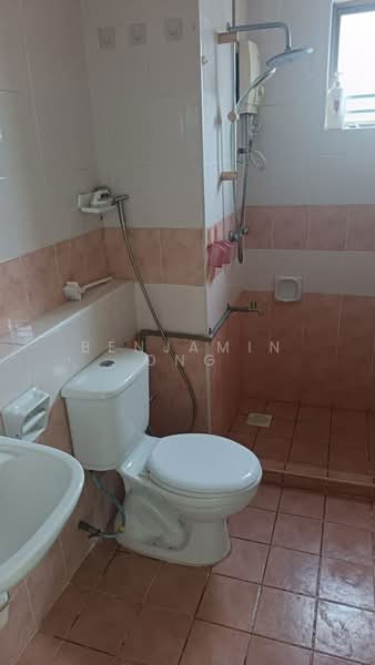 Apartment for Sale at Danga View Apartment - Benjamin Ong - Bathroom - PropertyGuru.com.my