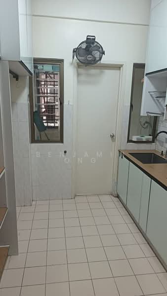 Apartment for Sale at Danga View Apartment - Benjamin Ong - Kitchen - PropertyGuru.com.my