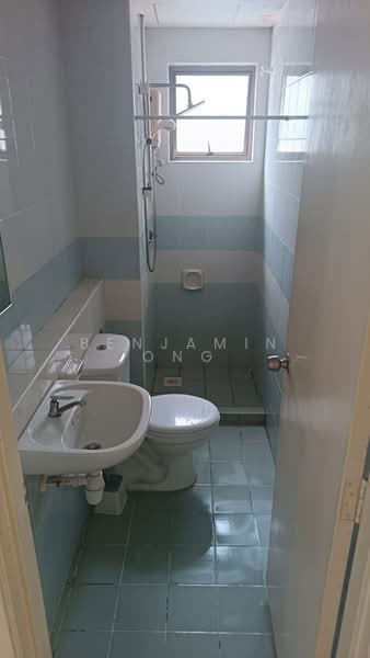 Apartment for Sale at Danga View Apartment - Benjamin Ong - Bathroom - PropertyGuru.com.my