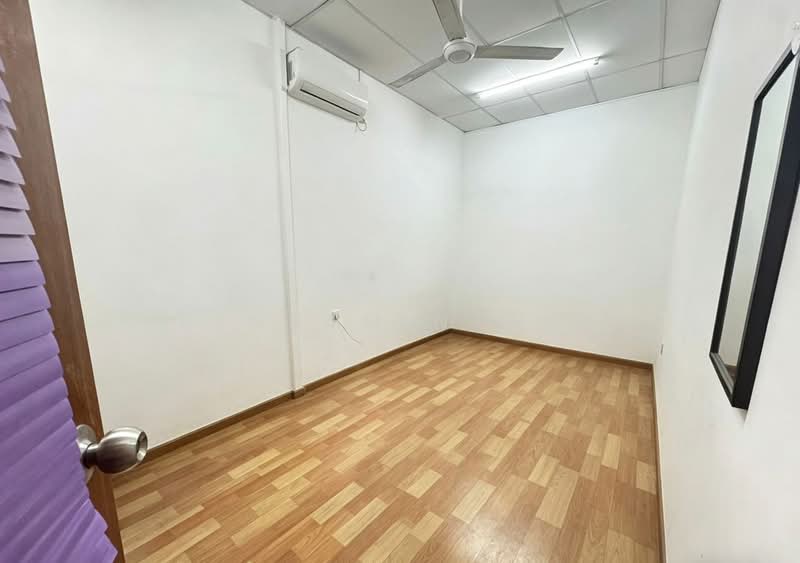 Office for Rent in Taman Mutiara Rini (Skudai) - Benjamin Ong - Interior - PropertyGuru.com.my