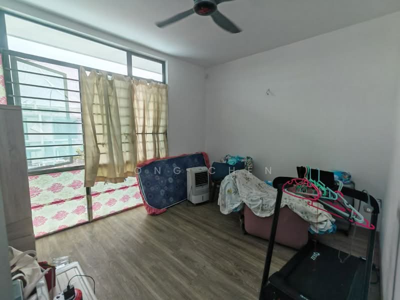 2-storey Terraced House for Sale in Bandar Seri Alam (Masai) - Jong Chen - Bedroom - PropertyGuru.com.my