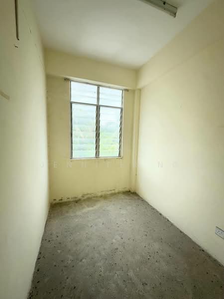 Rumah Flat untuk Dijual di Taman Seri Orkid - Jennifer Ng - Interior - PropertyGuru.com.my