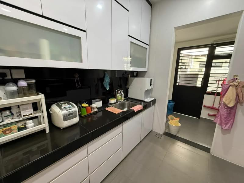 2-storey Terraced House for Sale in Eco Summer (Johor Bahru) - Kok Hui - Kitchen - PropertyGuru.com.my