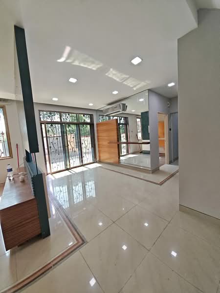 Cluster House for Sale in Taman Adda Heights (Tebrau) - Kok Hui - Living Room - PropertyGuru.com.my