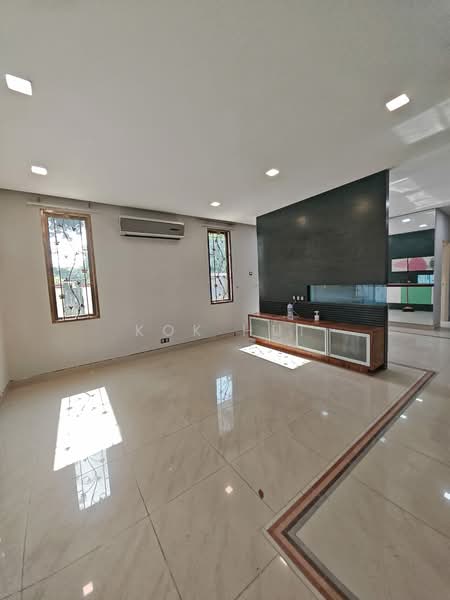 Cluster House for Sale in Taman Adda Heights (Tebrau) - Kok Hui - Living Room - PropertyGuru.com.my