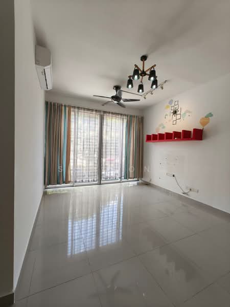 Townhouse for Sale in Puchong (Selangor) - Sky Wong - Living Room - PropertyGuru.com.my