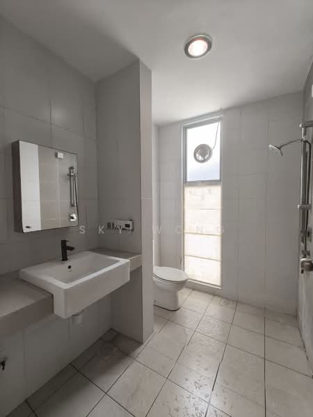 Townhouse for Sale in Puchong (Selangor) - Sky Wong - Bathroom - PropertyGuru.com.my