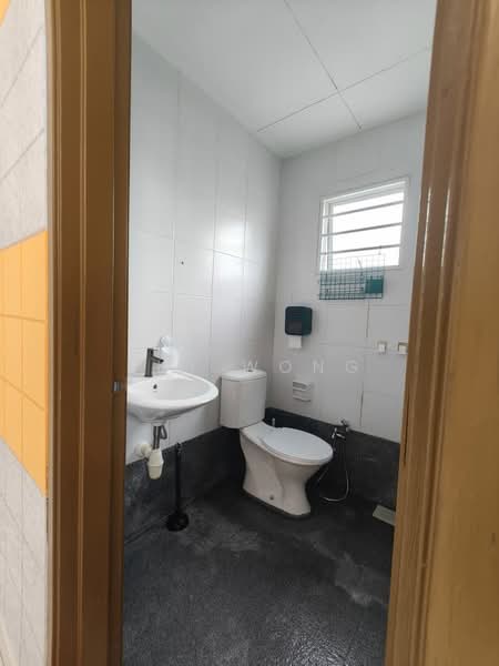 Townhouse for Sale in Puchong (Selangor) - Sky Wong - Bathroom - PropertyGuru.com.my