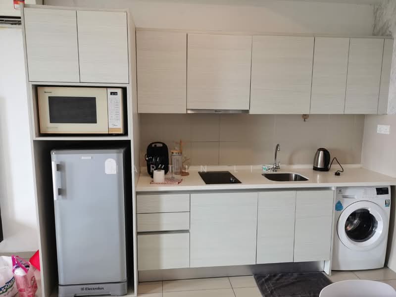 Servis Apartment untuk Dijual di i-SOHO @ i-City - Martin Lim - Kitchen - PropertyGuru.com.my