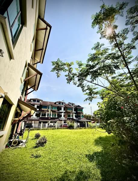 3-storey Terraced House for Sale in Bandar Bayan Bahru (Bayan Lepas) - Ooi Chee Khoon - Exterior - PropertyGuru.com.my