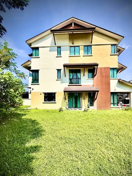 3-storey Terraced House for Sale in Bandar Bayan Bahru (Bayan Lepas) - Ooi Chee Khoon - Exterior - PropertyGuru.com.my