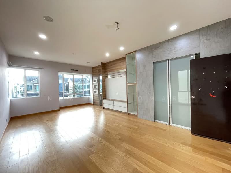 Rumah Banglo untuk Dijual di Kota Kemuning (Shah Alam) - Nur Alia Omar - Living Room - PropertyGuru.com.my