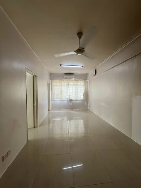 Pangsapuri untuk Dijual di Pangsapuri Segar Perdana - Jason Lim - Living Room - PropertyGuru.com.my