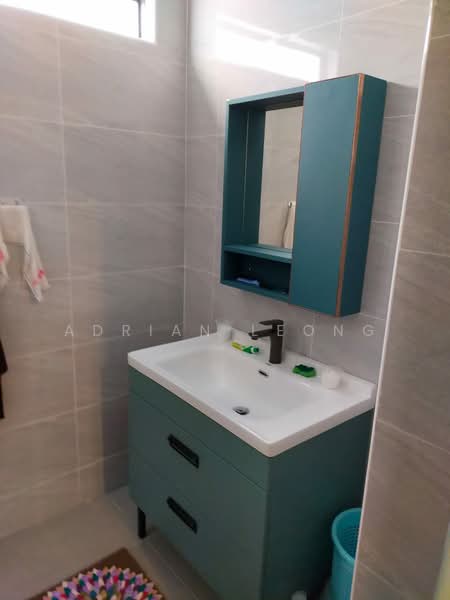 2-storey Terraced House for Sale in Jalan Klang Lama (Old Klang Road) (Kuala Lumpur) - Adrian Leong - Bathroom - PropertyGuru.com.my